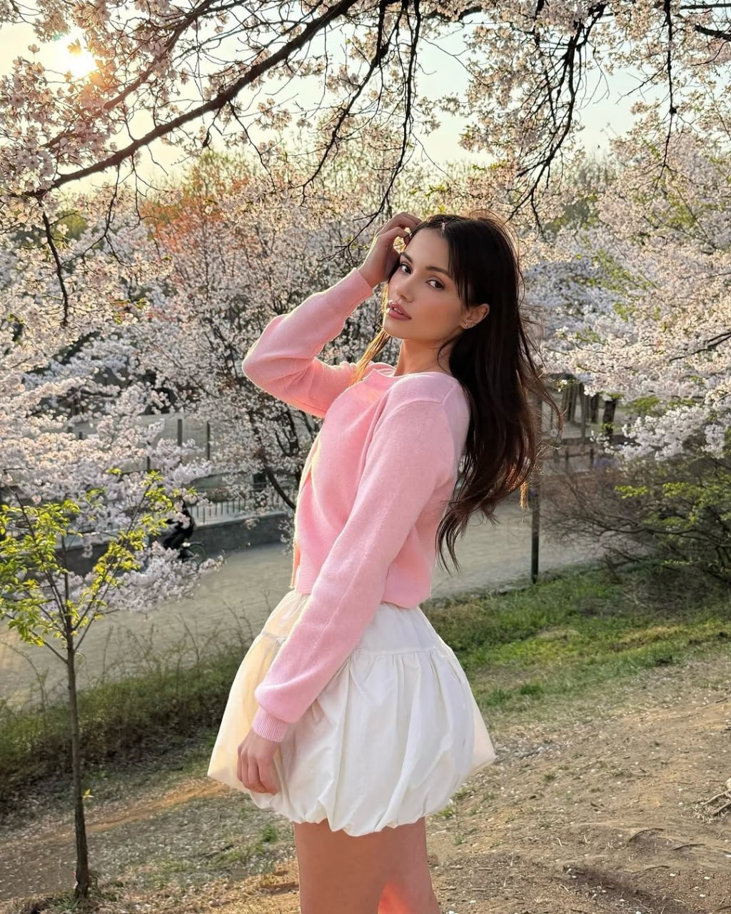 Sexy Teen in Puffed White Mini-Skirt in Cherry Blossoms Sexy teen in puffed white skirt in cherry blossoms